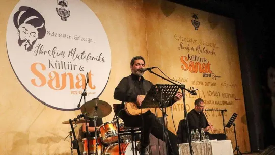 Mehmet Akif Ersoy, Uğur Işılak'ın yorumuyla anıldı