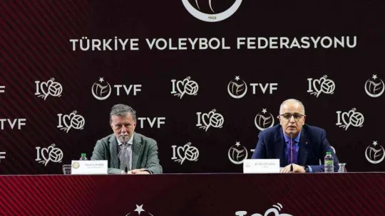 Mehmet Akif Üstündağ: 'Biz artık seyirci sayımız ile futbol sahalarına talibiz'