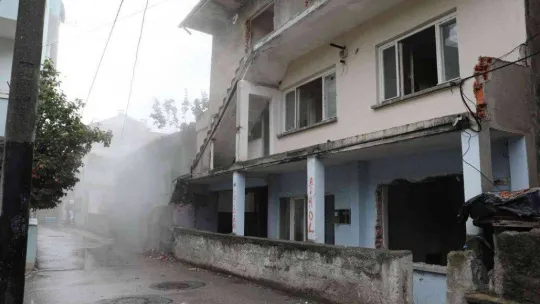 Mehmet Ali Paşa'daki 4 bina yıkıldı