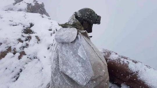 Mehmetçik'ten eksi 25'te vatan nöbeti
