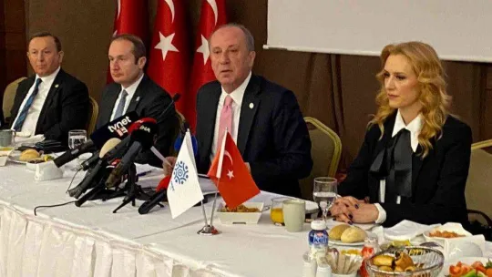 Memleket Partisi Genel Başkanı Muharrem İnce gazetecilerle buluştu