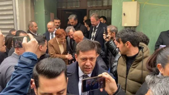 Meral Akşener, Sinan Ateş'in ailesini ziyaret etti