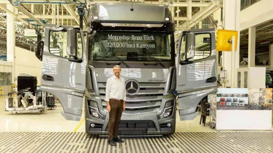 Mercedes-Benz Türk, 320 bininci kamyonunu üretti