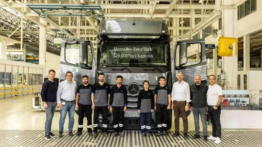 Mercedes-Benz Türk, 320 bininci kamyonunu üretti