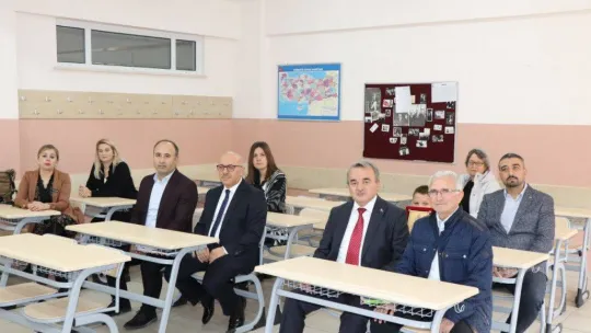 Merhum öğretmenin ismi okulunda yaşayacak