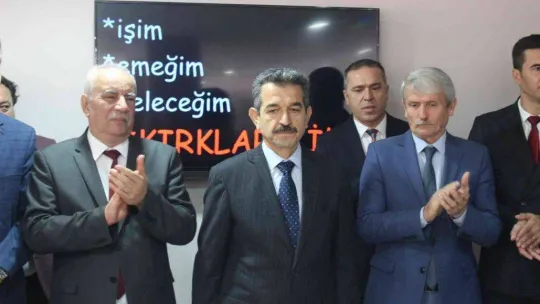 Meslek lisesi öğrencileri hardaliye üretti