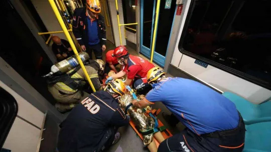 Metroda nefes kesen tatbikat