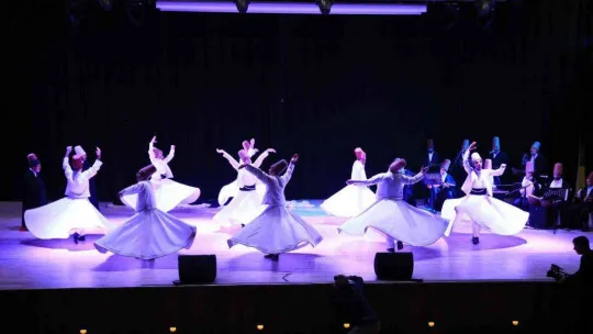 Mevlana, 'vuslatının' 749. yıl dönümünde Bayrampaşa'da anıldı