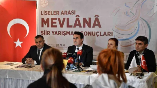 Mevlana Şiir Yarışması'na kız öğrenciler damga vurdu