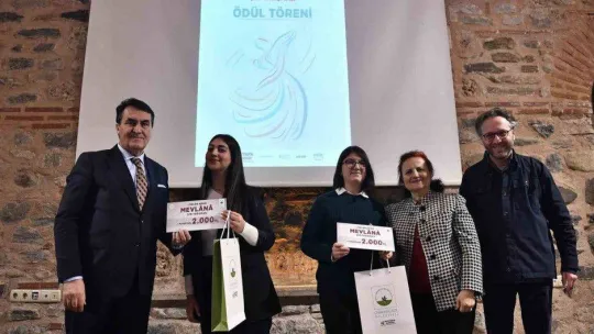 Mevlana Şiir Yarışması'nda ödüller sahiplerini buldu