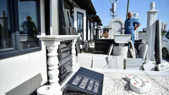 Mezar maliyetleri arttı, en düşük mezar taşı 500 lira