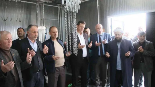 Mezbaha ve Hayvan Borsası Projesi'nde ilk kesim