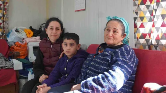 Mezitli Belediyesi Gönüllü Evi, depremzede aileye kucak açtı