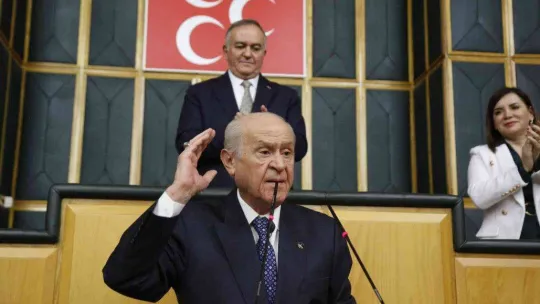MHP Genel Başkanı Bahçeli'den 'cumhurbaşkanlığı görev süresi' açıklaması: '2 yetmez 3 olsun dersek ne yapacaksınız'