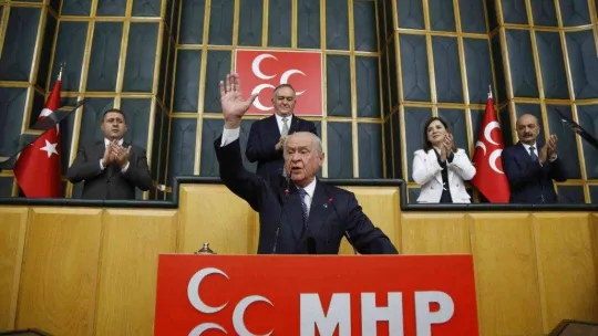 MHP Genel Başkanı Bahçeli'den 'cumhurbaşkanlığı görev süresi' açıklaması: '2 yetmez 3 olsun dersek ne yapacaksınız'
