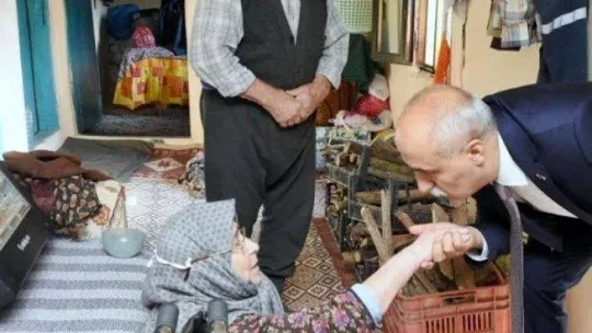 MHP Yenişehir'de çalınmadık kapı sıkılmadık el bırakmıyor