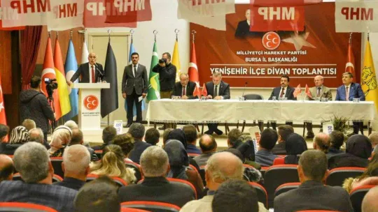 MHP Yenişehir'de gövde gösterisi