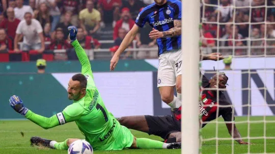 Milano derbisinde 3 puan Milan'ın