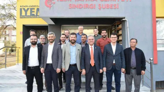 Milletvekili Recep Şeker Sındırgılılarla buluştu