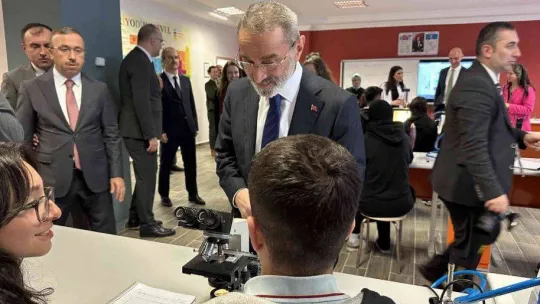 Milli Eğitim Bakan Yardımcısı Sezgin: 'İnsanlığın lehine olacak her şeyi insanlık için üretmeye çalışacağız'