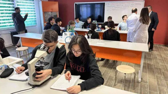 Milli Eğitim Bakan Yardımcısı Sezgin: 'İnsanlığın lehine olacak her şeyi insanlık için üretmeye çalışacağız'