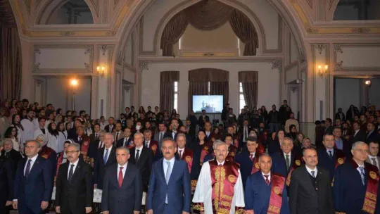 Milli Eğitim Bakanı Özer: 'Son 20 yılda eğitimin tüm kademelerinde sessiz bir devrim gerçekleşti'