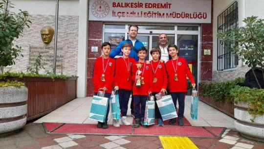 Milli Eğitim Müdürü Ciğer şampiyonları ağırladı