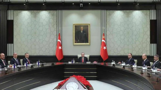Milli Güvenlik Kurulu (MGK) Toplantısı, Cumhurbaşkanı Recep Tayyip Erdoğan başkanlığında Beştepe'de başladı.