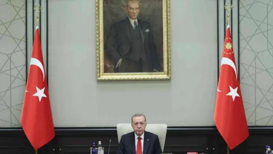 Milli Güvenlik Kurulu (MGK) Toplantısı, Cumhurbaşkanı Recep Tayyip Erdoğan başkanlığında Beştepe'de başladı.