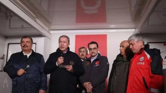 Milli Savunma Bakanı Akar, TCG İskenderun gemisinin yaralı vatandaşları Mersin'e sevk edeceğini duyurdu