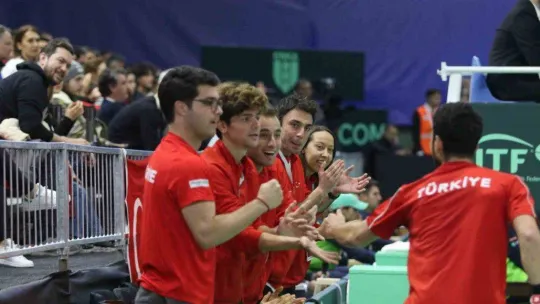Milli Takım Davis Cup'ta ilk güne iki galibiyetle başladı