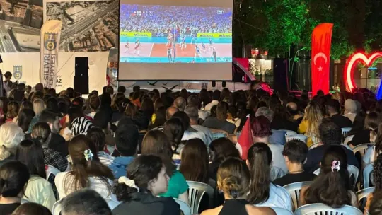 Millilerin Avrupa şampiyonluğu coşkuyla kutlandı