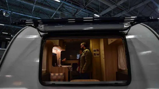 Milyonluk karavanlar ev konforunda dış yaşam sunuyor