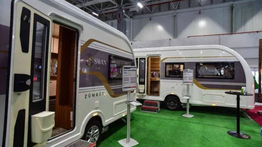 Milyonluk karavanlar ev konforunda dış yaşam sunuyor