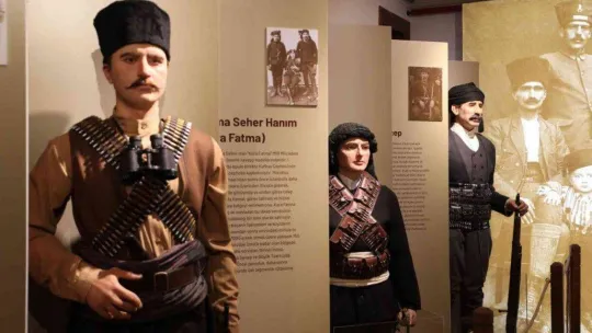 Minik öğrenciler Atatürk ve Milli Mücadele Anı Evi'ni çok sevdi