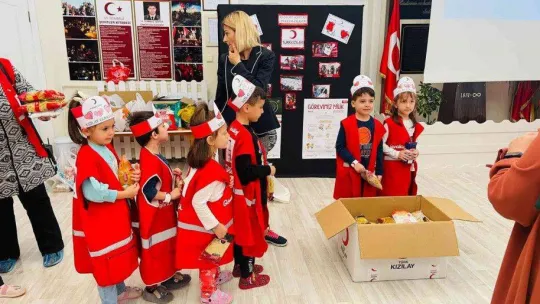 Minik öğrenciler Kızılay'ı öğrendi