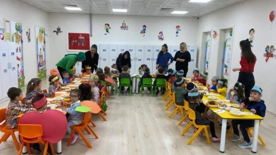 Minik öğrenciler Yerli Malı Haftasını kutladı