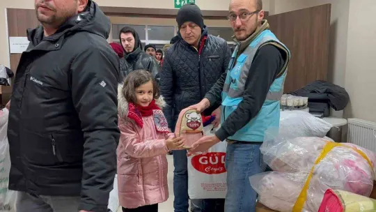 Minik Tuana'nın yardımı herkesi duygulandırdı