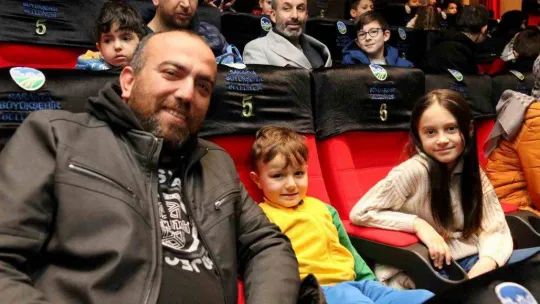 Minikler, 'Hayvanlar Şehri'ni heyecanla izledi