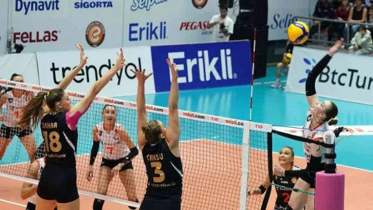 Misli.com Sultanlar Ligi: Eczacıbaşı Dynavit: 3 - VakıfBank: 0