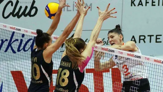 Misli.com Sultanlar Ligi: Eczacıbaşı Dynavit: 3 - VakıfBank: 0