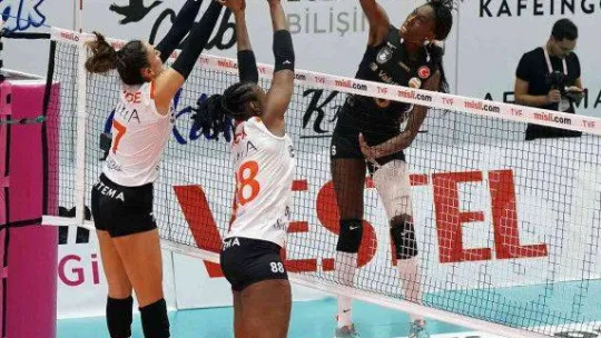 Misli.com Sultanlar Ligi: Eczacıbaşı Dynavit: 3 - VakıfBank: 0