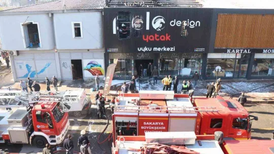 Mobilyacılar Çarşısında faciadan dönüldü