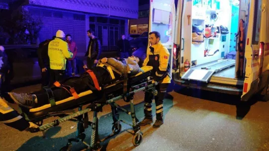 Motosiklet ile otomobil çarpıştı: 1 yaralı