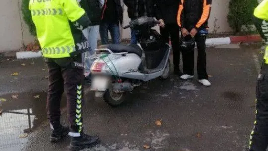 Motosiklete 5 kişi binen gençler hakkında adli işlem başlatıldı