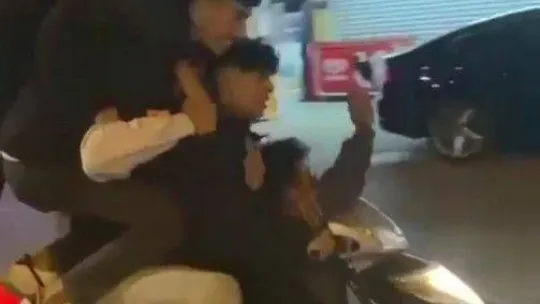 Motosiklete 5 kişi binerek, faciaya böyle davetiye çıkardılar