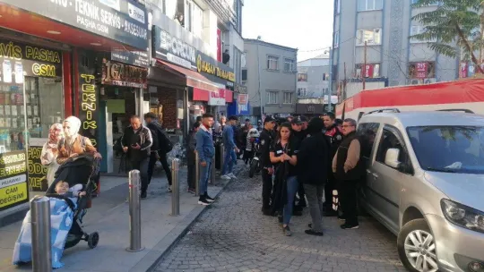 Motosikletiyle seyir halindeyken bıçaklandı