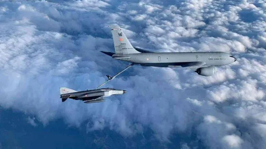 MSB muharip ve destek uçaklarının eğitim görüntülerini paylaştı