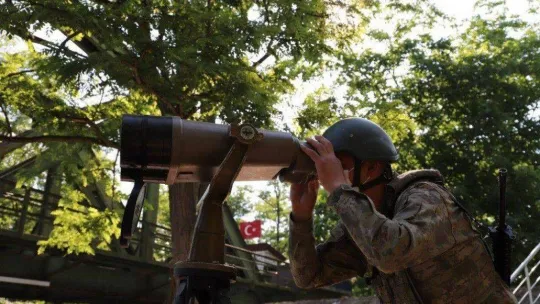 MSB, Yunanistan sınırında 15 kişinin yakalandığını duyurdu