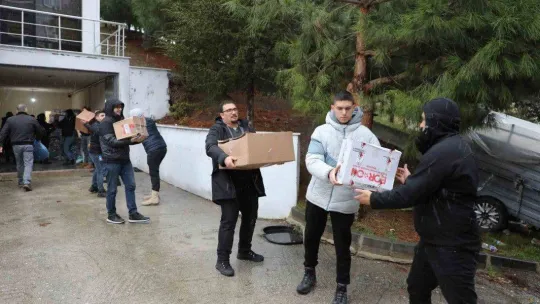 Mudanya'nın yardımları yola çıktı